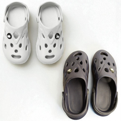 Monrav Men Clogs(Off White, Black , 6)