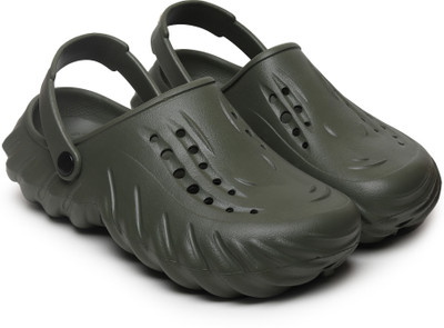 Trottis Men Sandals(Olive , 9)