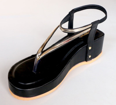 abuza Women Casual(Black , 7)