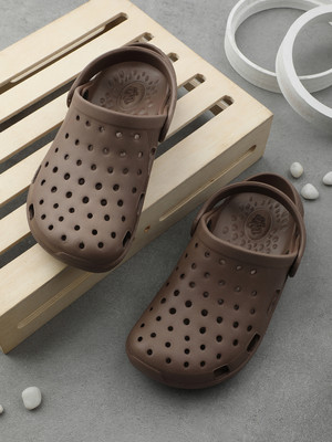 LIBERTY Women Clogs(Brown , 3)