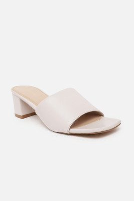 VAN HEUSEN Women Heels(White , 4)