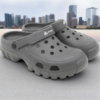 AYGO Men Clogs(Grey , 8)