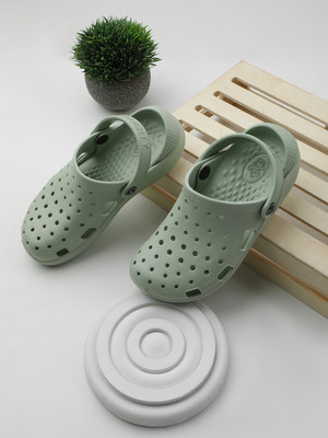 LIBERTY Women Clogs(Green , 3)