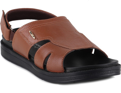 RED CHIEF Men Sandals(Tan , 7)