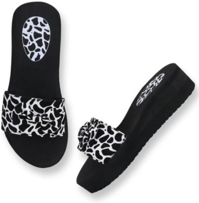 HEAVEN Women Slides(Black , 7)