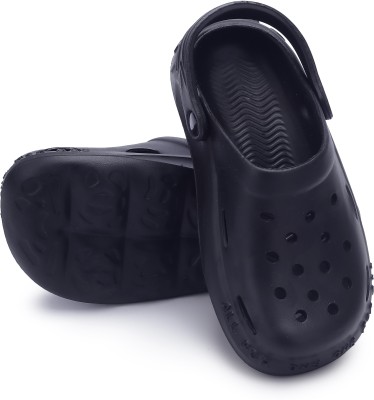 Cassiey Women Clogs(Black , 5)