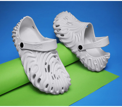 Kraasa Men Clogs(Silver , 8)