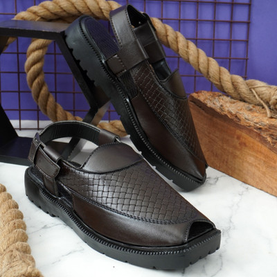 Biggie Men Sandals(Brown , 7)