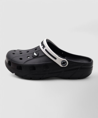 RED TAPE Men Clogs(Black , 9)