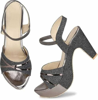 Digni Women Heels(Black , 5)