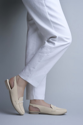 Froh Feet Women Flats(Camel , 6)