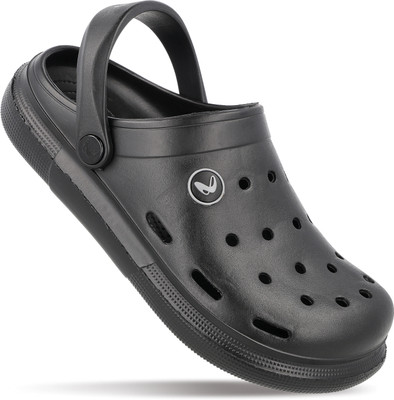 WALKAROO Men Clogs(Black , 8)
