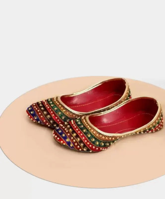 Quikni Women Flats(Multicolor , 6)