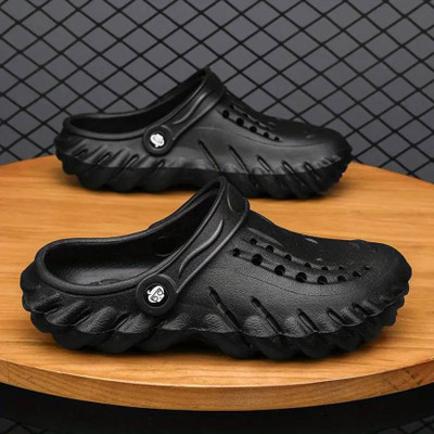 Joggesko Men Clogs(Black , 6)