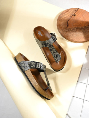 Roadster Trendy Camouflage Print Stylish Double Strap Men Sandals(Olive , 8)
