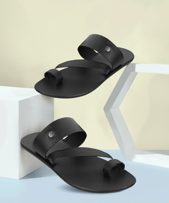 MOCHI Men Sandals(Black , 7)