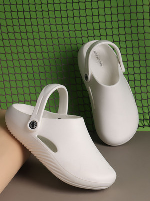 Feet Runner Men Clogs(White , 6)