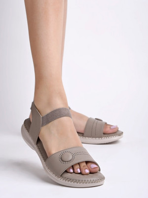 SHOETOPIA Women Casual(Brown , 8)