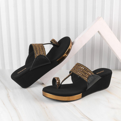 MOCHI Women Heels(Black , 6)