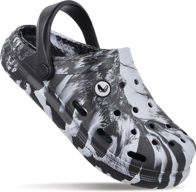 WALKAROO Men Clogs(Grey , 6)