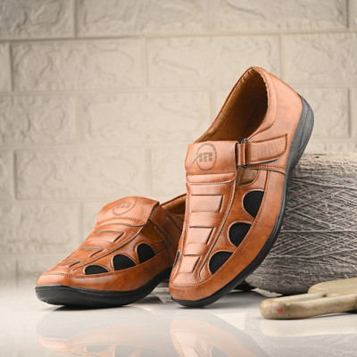 AMICO Men Sandals(Tan , 10)