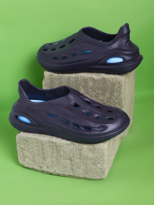 Roadster Men Clogs(Blue , 8)
