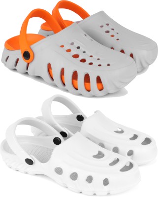 DRACKFOOT Men Clogs(White , 9)