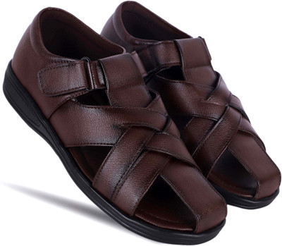 house of common Men Flats(Brown , 8)