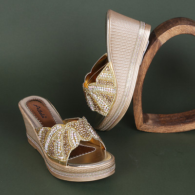 albela Women Wedges(Gold , 3)