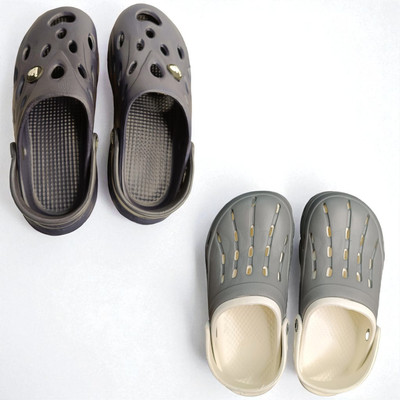 Monrav Men Clogs(Black, Grey , 7)