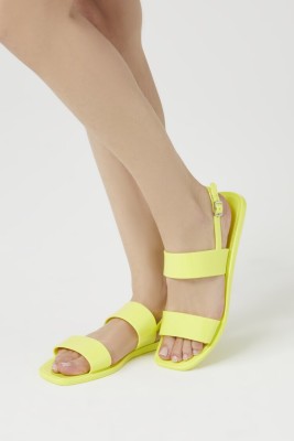 FOREVER 21 Women Flats(Yellow , 8)