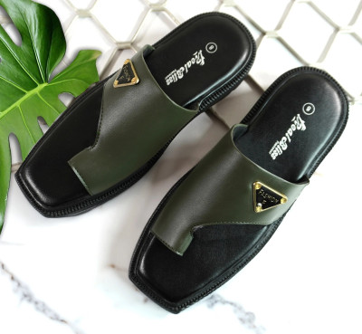 Real Bliss stylish & trending sandals for men|men flat and casual sandals Men Sandals(Multicolor , 6)