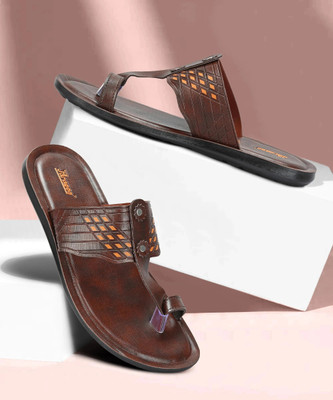 Paragon Paragon PUK2235G Men Slip-on Durable Smart Casual Trendy Sandals Slippers Men Sandals(Brown , 6)