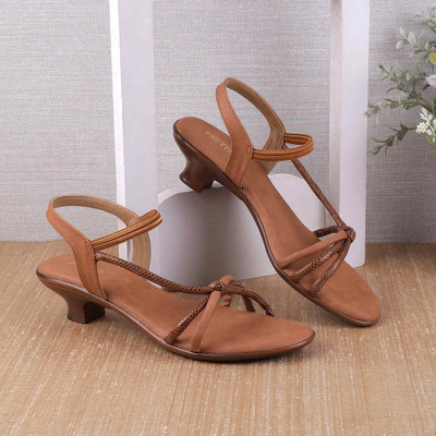 METRO Women Casual(Tan , 8)