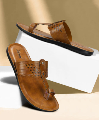 Paragon Paragon PUK2235G Men Slip-on Durable Smart Casual Trendy Sandals Slippers Men Sandals(Tan , 7)