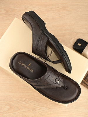Roadster Stylish Dual Strap Buckle Design Men Sandals(Brown , 11)