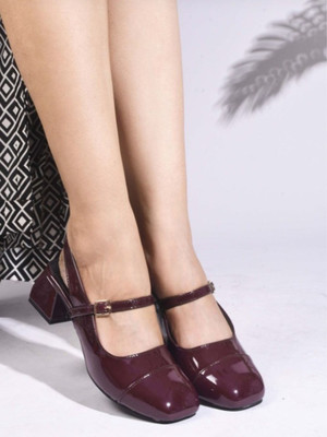 Feet Runner Women Heels(Maroon , 6)