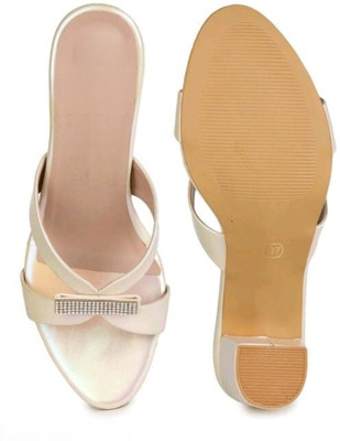 Xcen Women Heels(White , 4)