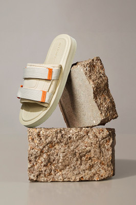 Neemans Men Slides(Beige , 9)