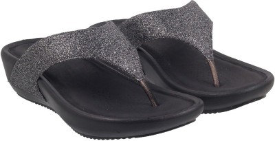 MOCHI Women Wedges(Grey , 8)