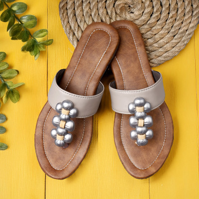 Ramkudi Women Flats(Grey , 8)