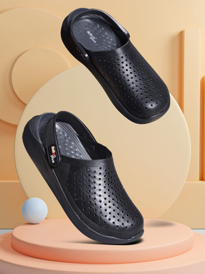 action ONTC-03 Men Clogs(Black , 8)