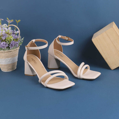 METRO Women Heels(Beige , 7)