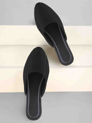 Muzem Women Flats(Black , 6)