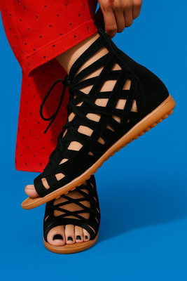 tbh Women Flats(Black , 6)