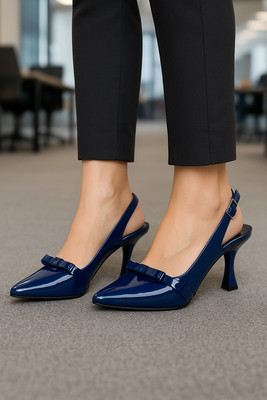footpedia Women Heels(Navy , 6)