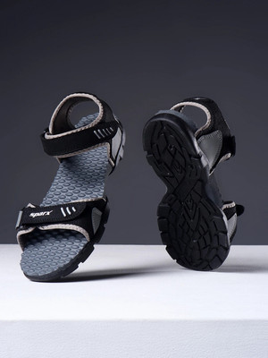 Sparx SS 103 Men Sports Sandals(Black , 7)