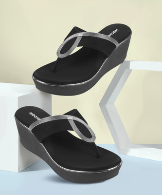 MOCHI Women Wedges(Black , 5)