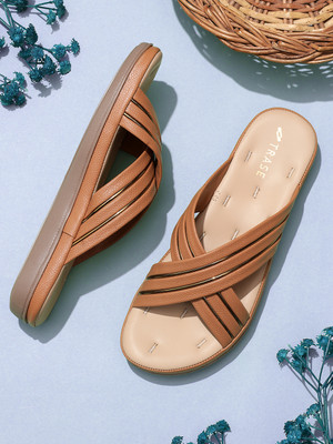 TRASE Women Flats(Tan , 4)