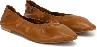 Mast Harbour Women Tan Bellies Price History